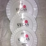 צלחות חד פעמיות